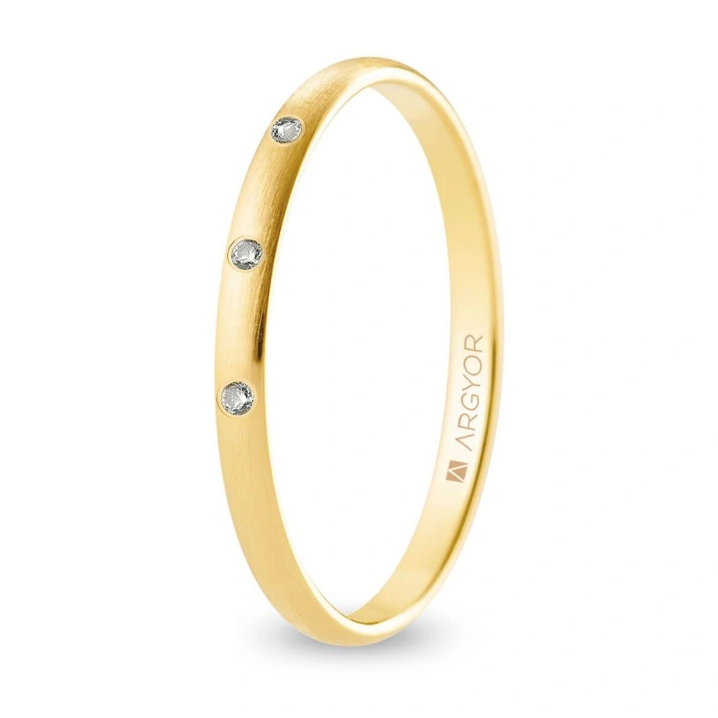 Alianza de boda oro y diamantes media caña 2 mm confort satinada (A20CS3D)